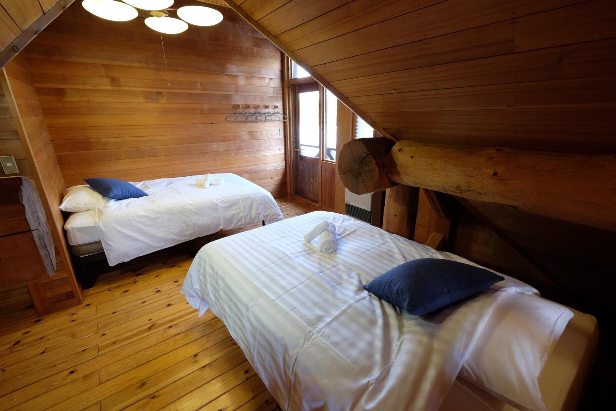 Hakuba Riverside Loghouse Exterior photo